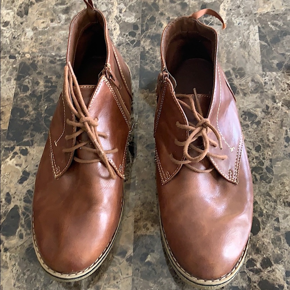Casual shoes
